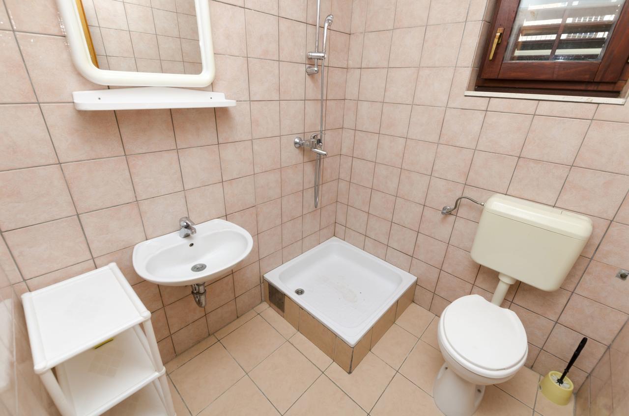 Apartments Mirko Trogir Ngoại thất bức ảnh
