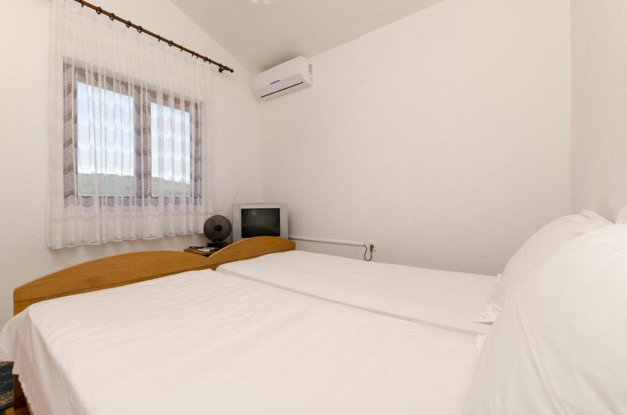 Apartments Mirko Trogir Ngoại thất bức ảnh